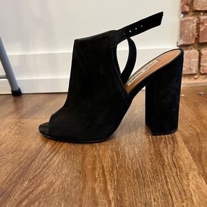 Steve Madden peep-toe heels!